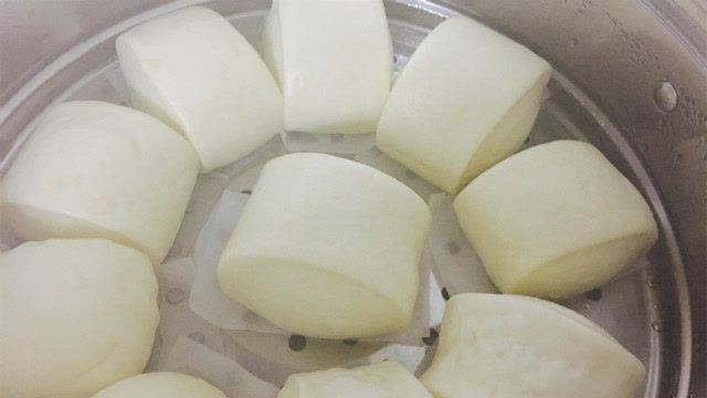 白馒头升糖指数高血糖高的人记住2个细节主食可以放心吃点