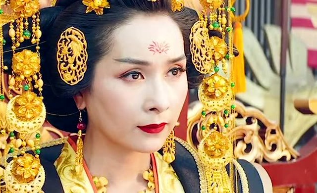 飞天罗刹头被狄仁杰一巴掌拍晕,悬案被破,原来幕后之人竟是一个小女孩