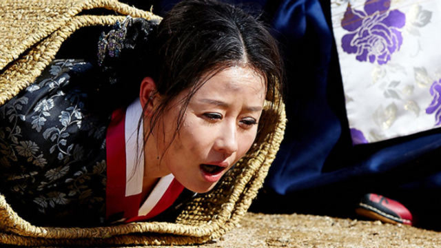 揭露古代最残忍的刑罚:用动物行刑处死美女,简直惨绝人寰!