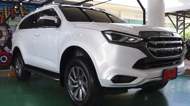 2021款五十铃mu-x牧游侠到货,比现款好看太多,还想啥日产途达