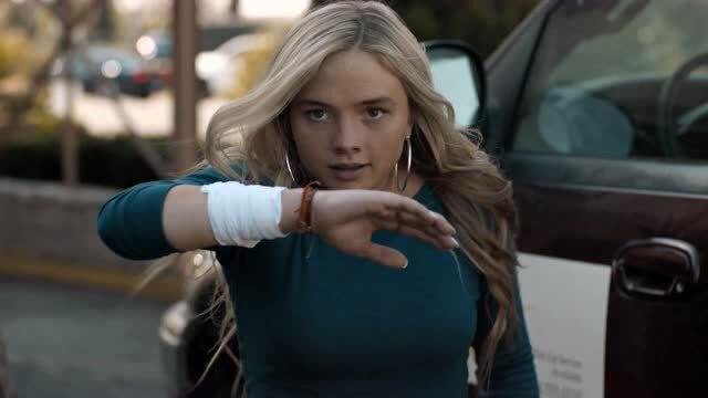 美剧《天赋异禀》17:史上最强变种人登场,那就是斯坦李老爷爷!