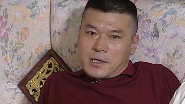 人大主任:女财务主管去人大反映公司问题,曹二勇得知,要收拾她