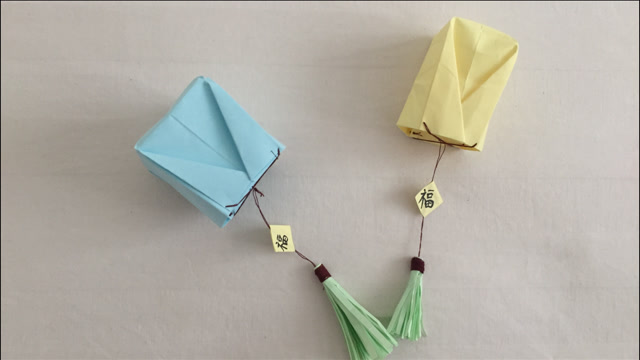 折纸教程:迷你孔明灯的简易折法,送出满满的美好祝福