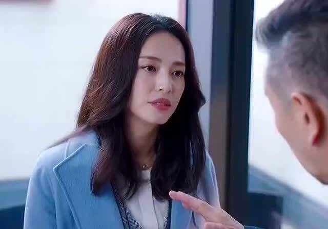 女主回国发现师父被小人蒙蔽,女主依旧选择相信师父,这剧情代入感太强