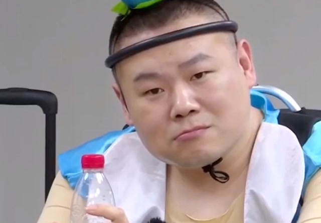 《极限挑战》大姐真的是搞笑担当,男人团全部团灭