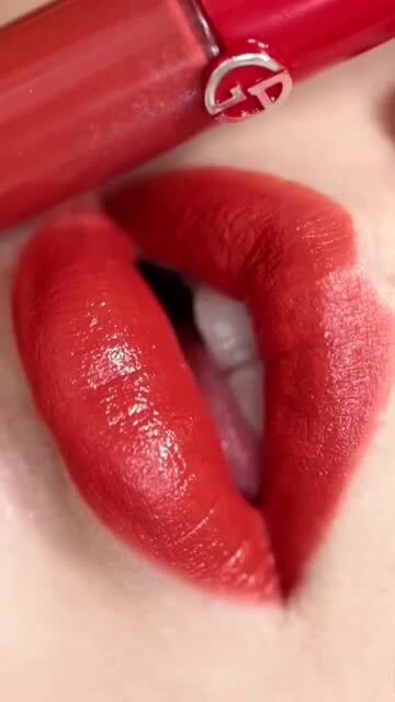 大红阿玛尼涂嘴巴,满屏高级感,太大牌了