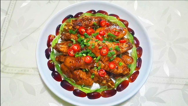 虎皮鸡翅,美味多汁,软烂鲜香入味
