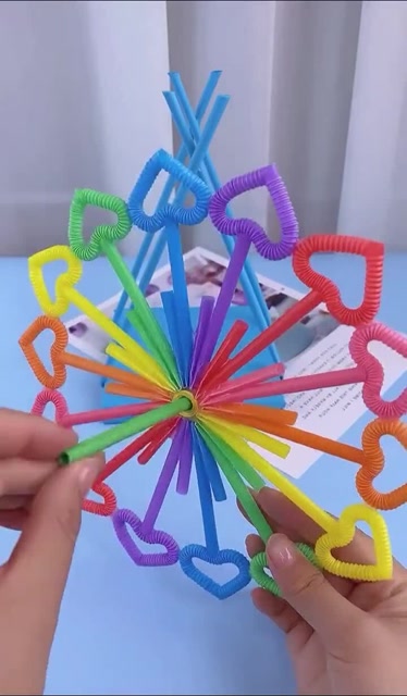 吸管做的大风车,小姐姐真有才华