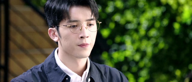 你微笑时很美:老k父母偏袒弟弟就知道问大儿子要钱,天下竟有这样的