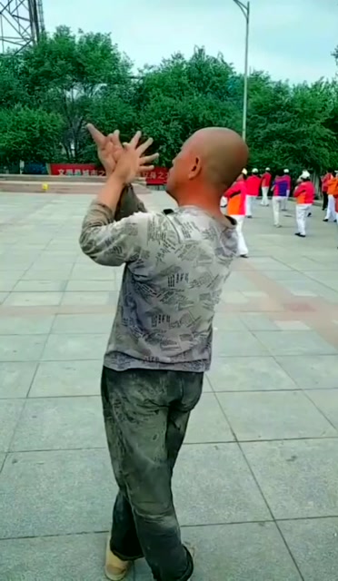 广场舞大爷,休闲娱乐
