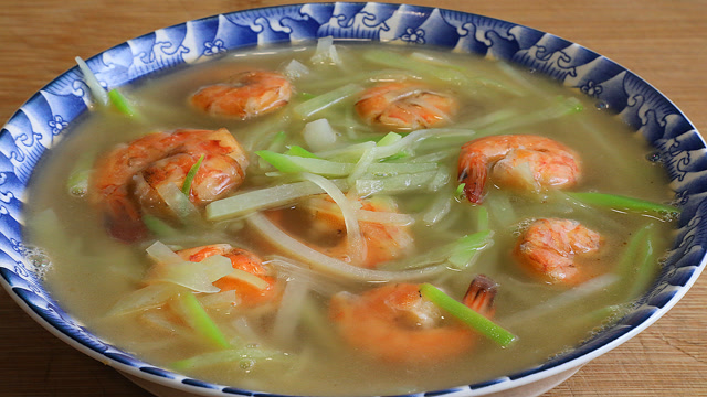 教你萝卜丝大虾汤的正确做法,简单易学,味道鲜美好喝有技巧