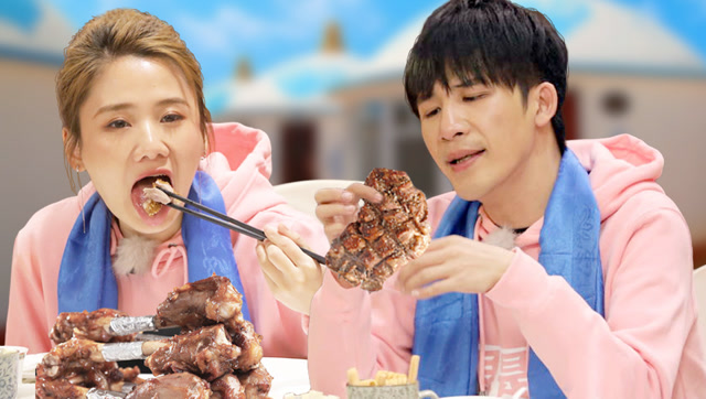 第3集:大张伟尬舞对战大胃王 挑战30斤烤全羊一人一整只!