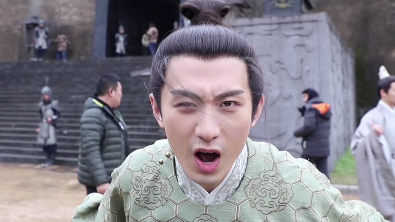 《长安诺》独家花絮:萧氏三兄弟吵架后的可爱道歉日常