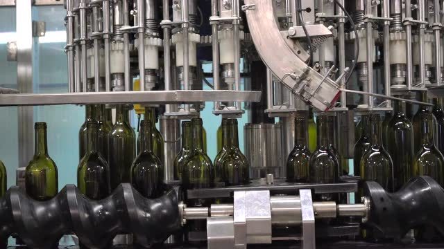 葡萄酒灌装瓶流程(一)