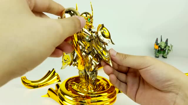 [刘哥模玩]圣斗士星矢圣衣神话ex神水瓶卡妙(黄金魂)172