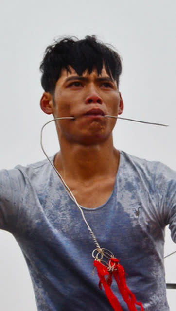 徐闻年例游神"穿令箭"到底疼不疼?神秘诡异的习俗,看完惊呆