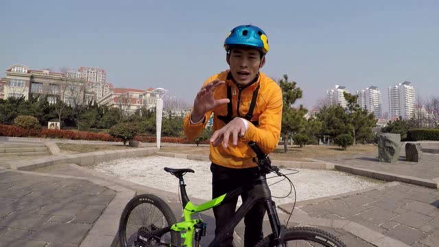 《坤哥教你骑》自行车下楼梯 慢下的延展