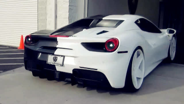 黑白无常版法拉利488看看这独一无二的炫酷配色是不是很赞