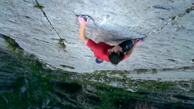 攀岩大师alex honnold徒手攀爬760米峭壁