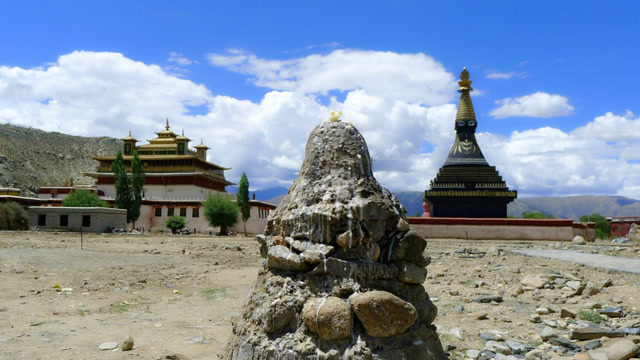 西藏修行者的圣地——桑耶青朴