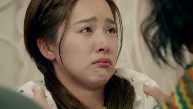 阚清子一个人哭了好久,父母怎么问她都不说,难道是?