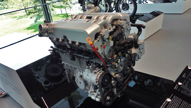 首台18缸发动机原来出自大众,马力高价格贵只有富人才敢买!