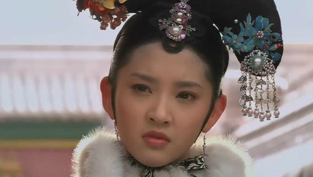 《甄嬛传》瓜尔佳:演技上线观众却不喜?唐艺昕真配不上张若昀?