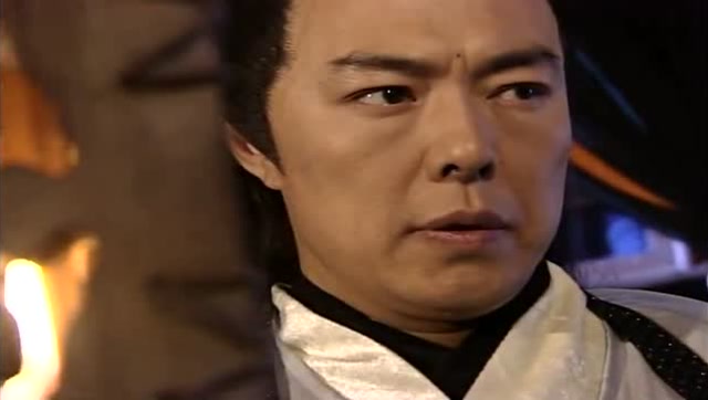 天鹰教殷野王觊觎纪晓芙美色,谁料被明教杨逍所救