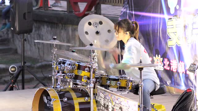 1021 罗小白架子鼓视频—派对动物(五月天)