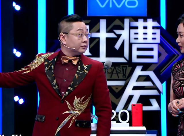 张绍刚和金星真是一对,这画面真是太和谐了?