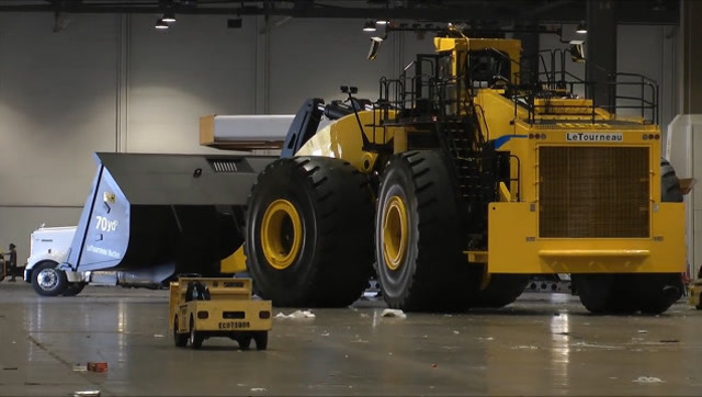 超巨型推土机,可怕的机械巨兽