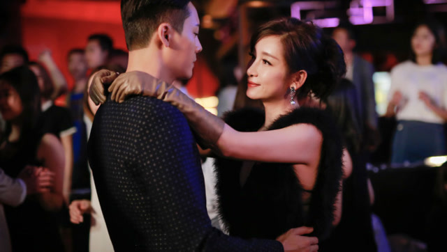 《南方有乔木》安宁撩时樾既霸气又妩媚,这还是我们认识的秦海璐吗