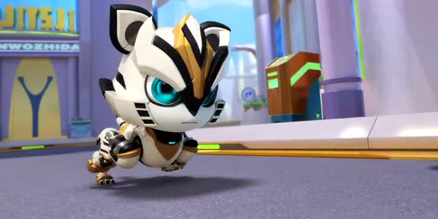 猪猪侠之超星萌宠:铁拳虎猪猪侠被钢齿虎追的满大街跑