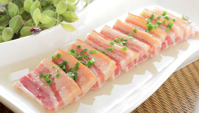 厨师教你做咸肉蒸笋干,人见人爱的下饭菜,我给大家分享