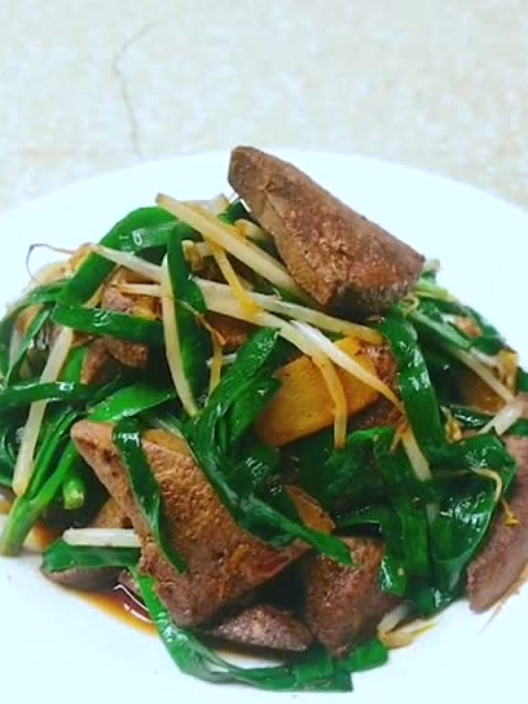 营养家常菜韭菜炒猪肝,简单好做