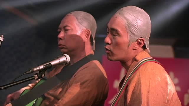 少林足球: 周星驰卡拉ok唱歌这段太经典了!