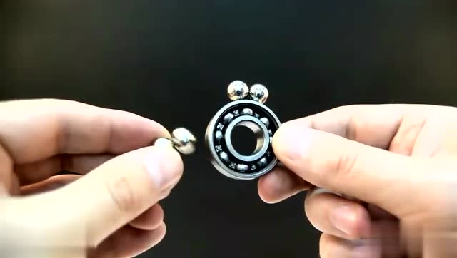 当指尖陀螺遇上巴克球,莫名其妙的很舒服