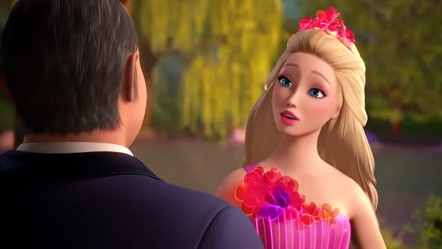 管家以为艾丽西亚公主在房间里看书,都不知道她去做善事了