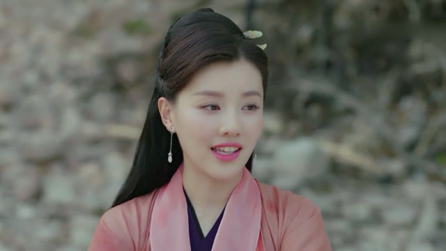 《扶摇》热播带火不少新人,王鹤润扮演的反派佛莲一角,备受网友关注