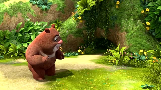 熊熊乐园:熊大玩沙滩滑板,不小心掉进神奇树洞