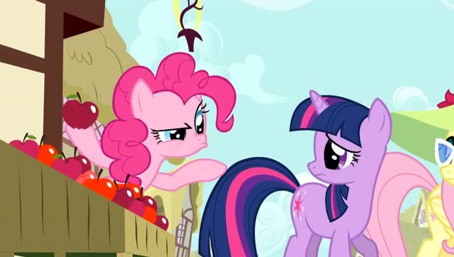 小马宝莉友谊的魔力:无处不在的碧琪,吓坏了紫悦