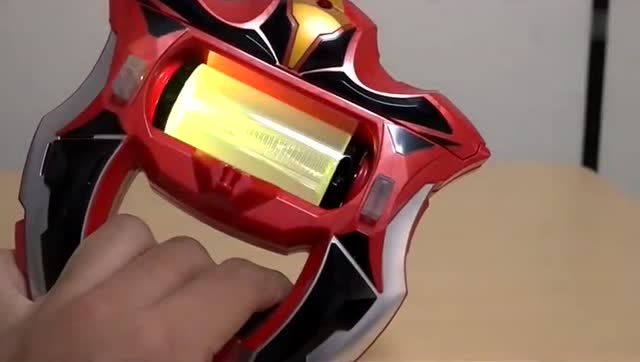 诺亚奥特曼和赛罗奥特曼的奥特胶囊融合,会变成什么的奥特曼呢