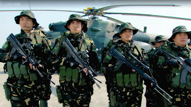 我是特种兵之利刃出鞘!何晨光出征前,最念念不忘的是他宝贝儿子!