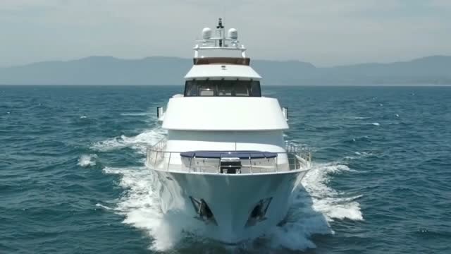 120白金游艇,太奢侈了