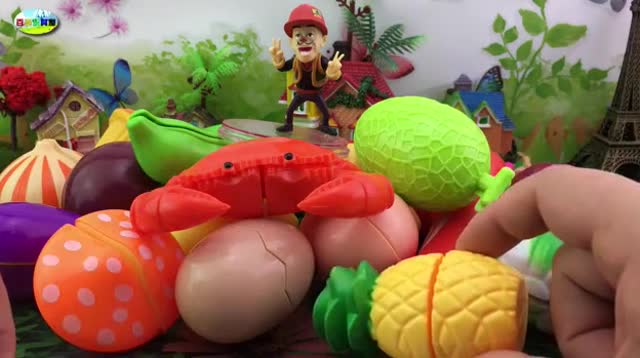 光头强食玩水果切切看切水果玩具