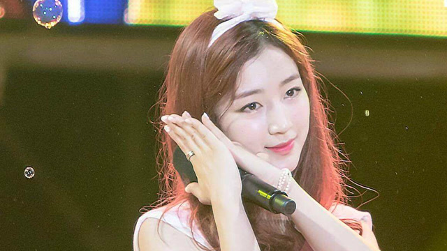 gugudan队长hana超帅气 shotgun舞蹈,台下粉丝疯狂了!