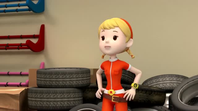 变形警车小娟把仓库弄得乱起八糟她想干嘛