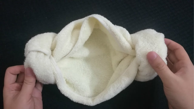 浴帽不用买,一条毛巾轻松叠成浴帽,简单又实用,全家人都夸好