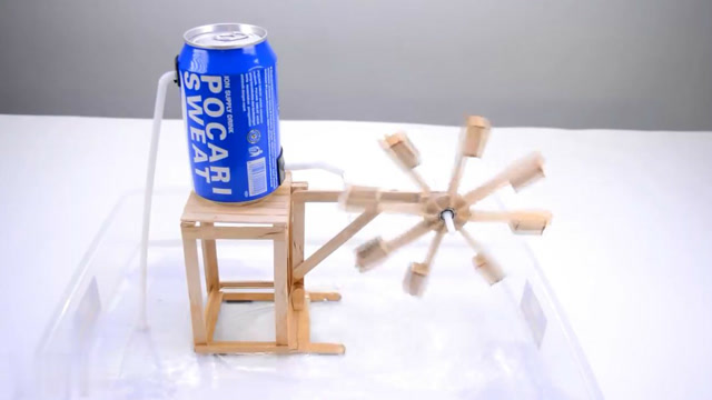 手工制作今天用雪糕棍做个小水车来玩玩