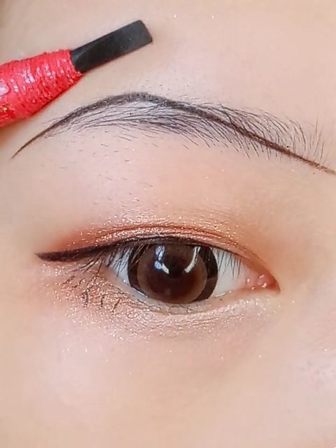 最酷最火欧式镰刀眉